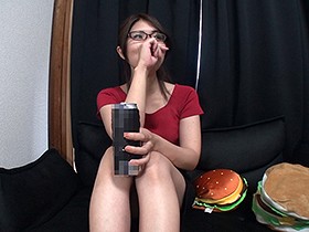 酒やけで声ガラガラな残念美女 チャキチャキなお姉さんがアクメ寸止めされ続け涙目チ●ポ懇願！ サンプル動画サムネイル